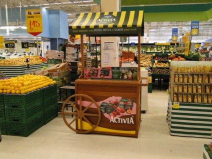 Activia inova e leva banca de frutas ao ponto de venda