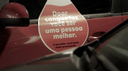 Santa Casa de POA cria o "Adesivo Sincero"