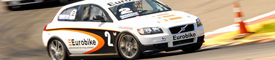Corporate estreia no Advanced Driving