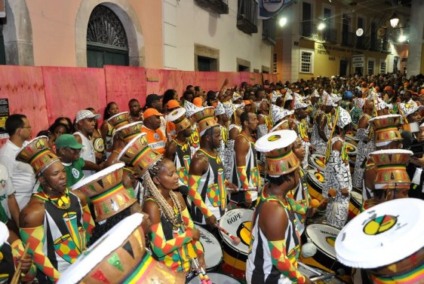 Itaú apoia o desfile de Blocos Afro em Salvador