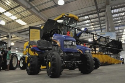 Feira AgroPonte apresenta novidades do agronegócio