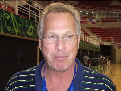 Alberto Bial no comando do basquete cearense