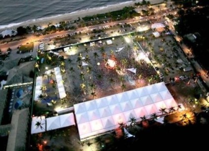 Forma Turismo leva show de Mc Koringa a Porto Seguro