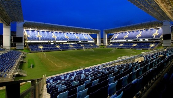 Arena Pantanal tem capacidade para 44 mil torcedores.