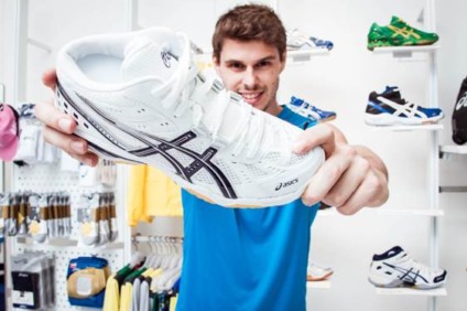 Asics anuncia patrocínio a Bruno Rezende