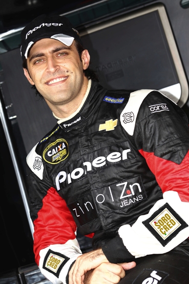 Sorocred fecha parceria com Átila Abreu na Stock Car
