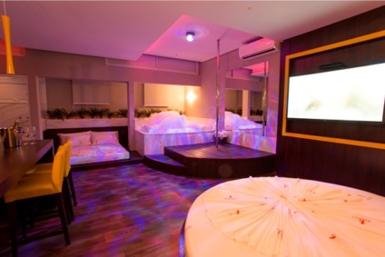 Audace Motel leiloa quartos virgens