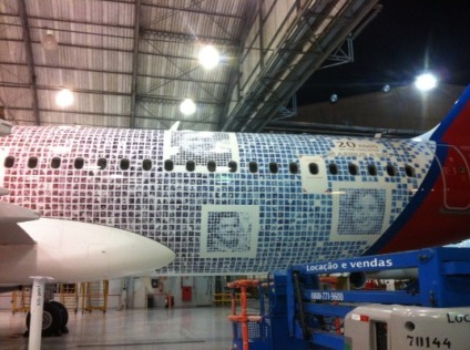 TAM realiza primeiro voo do Airbus A320 adesivado
