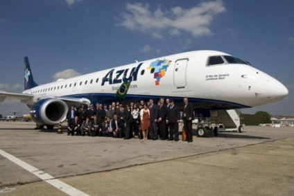 Azul promove mulheres a comandantes