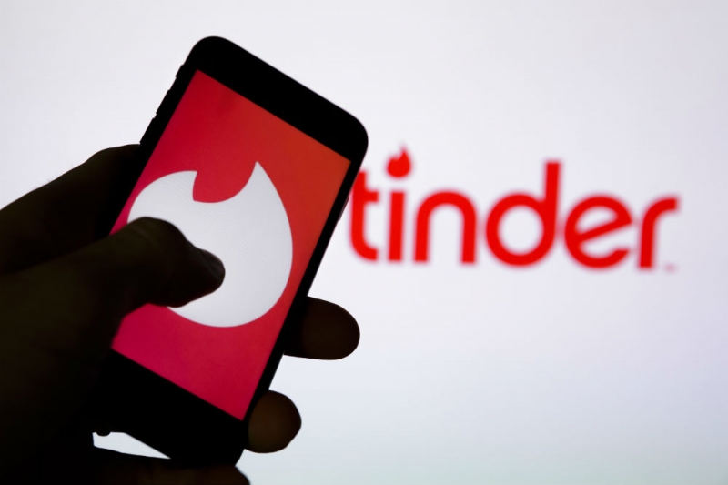 Tinder e CoCreators renovam parceria