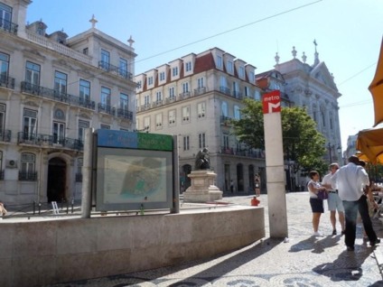 Estação tradicional adota nome de marca em Lisboa