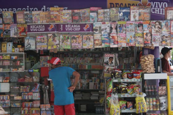 Bancas de revistas viram ponto de informações turísticas