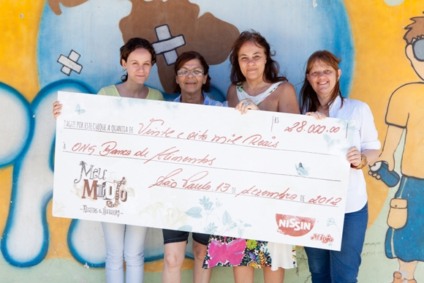 Venda de livros arrecada R$ 28 mil para ONG