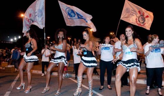 Bateria do Meio Ambiente agita parques e jogo do Corinthians Bateria do Meio Ambiente agita parques e jogo do Corinthians