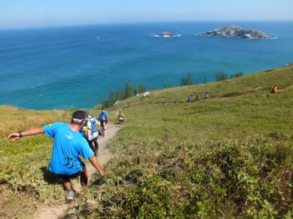 Asics patrocina a Indomit Costa Esmeralda Ultra Trail