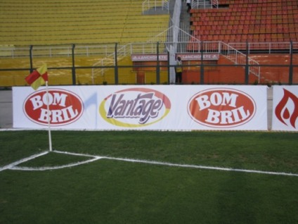 Bombril entra em campo com o futebol feminino Bombril entra em campo com o futebol feminino