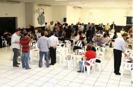 Santos FC apresenta bar temático