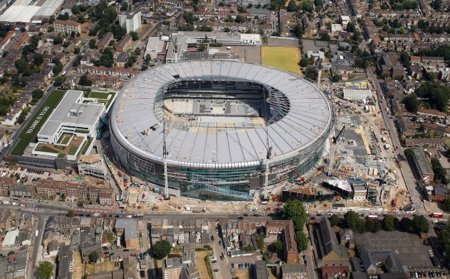 Harman fecha acordo com o estádio do Tottenham