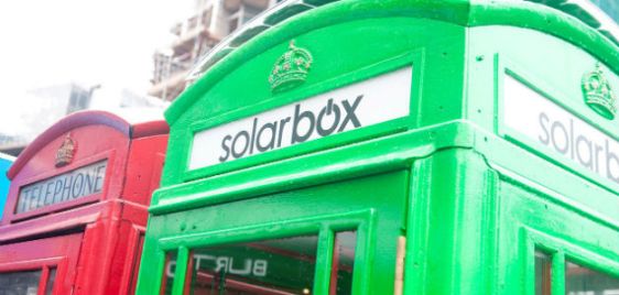 Cabines telefônicas de Londres vão carregar celulares