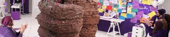 Cadbury faz like de chocolate gigante