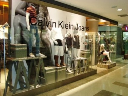 Calvin Klein promove festas em parceria com Mixmag