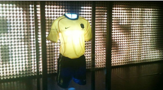 Nike apresenta a camisa "Pet" da Seleção Brasileira