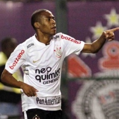 Andres defende camisa "florida" do Timão