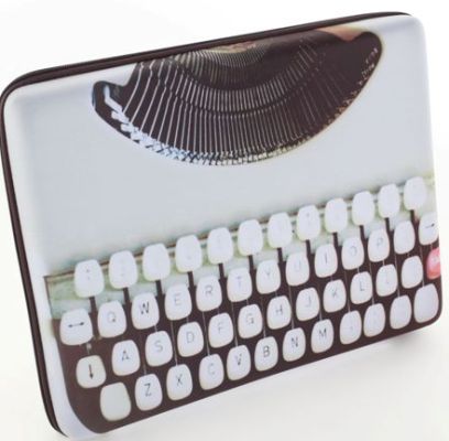 Danka Bolsas embelezando os notebooks