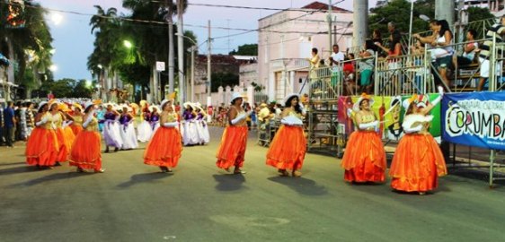 Carnaval Cultural abriu os desfiles em Corumbá