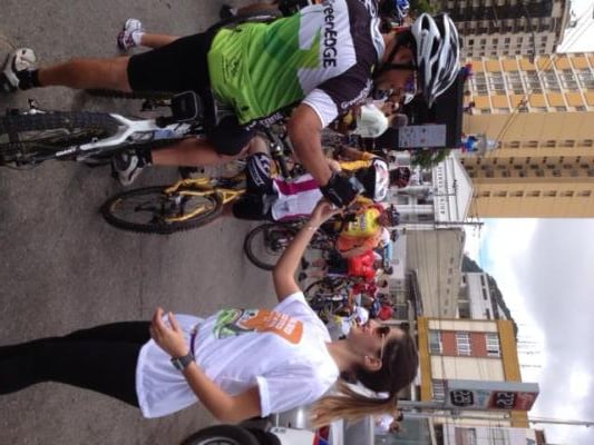 Carrefour e TV Alterosa no passeio ciclístico de Juiz de Fora