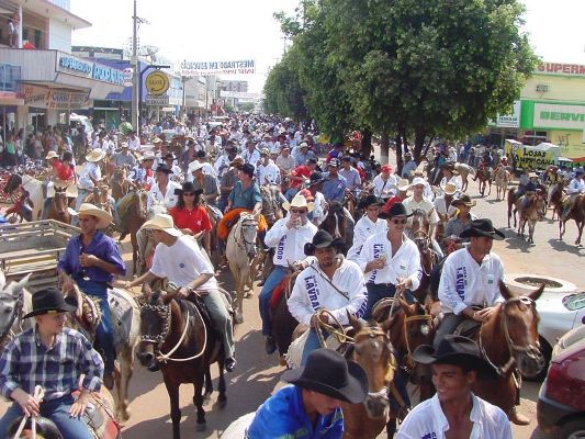 Feira agropecuária em Cacoal tem cavalgada cancelada