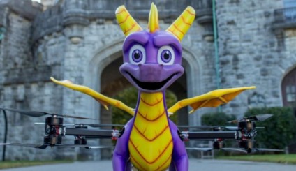 Drone inspirado em dragão sobrevoa os Estados Unidos