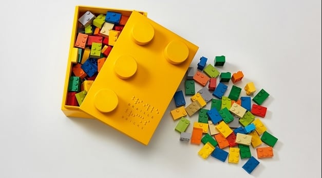 Lego abraça a ideia do "Braille Bricks"