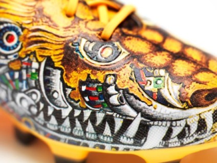 Cultura japonesa ilustra chuteiras da Adidas