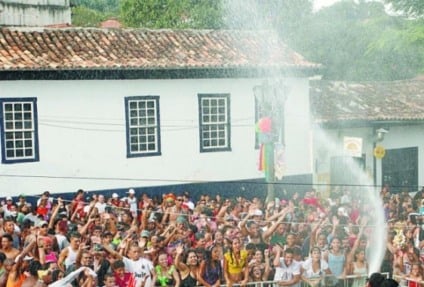 "Chuveirão" é cancelado em Sabará