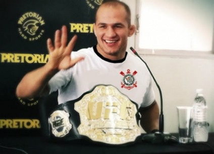 Corinthians fecha patrocínio com Cigano