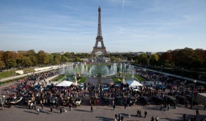 Citroën realiza desfile mítico em Paris