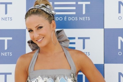 Claudia Leitte na promoção da NET