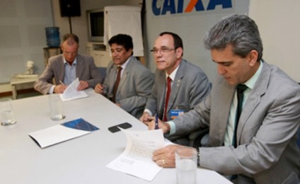 Assinatura do Contrato de Patrocínio da Caixa Econômica Federal aos Clubes de Futebol da Bahia. Foto: Camila Souza