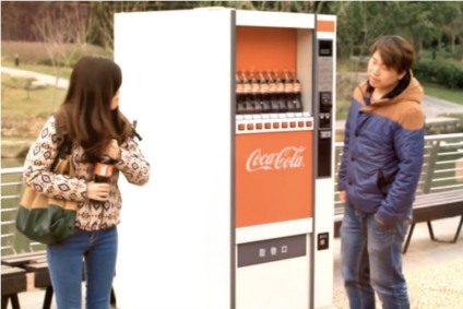 Coca-Cola aperta tampinhas para formar casais