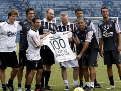 Coldplay treinou com o Corinthians