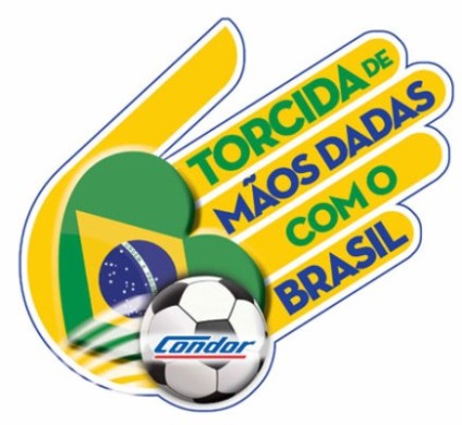 Torcida de mãos dadas na promoção do Condor