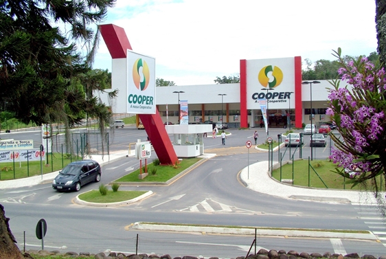 Cooper realizá festa para os clientes 