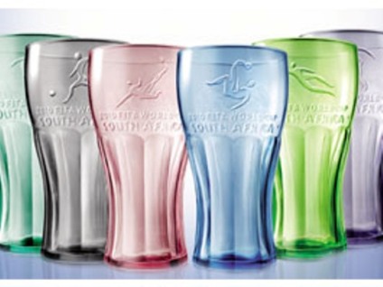 Copo da Coca-Cola foi brinde no McDonald's