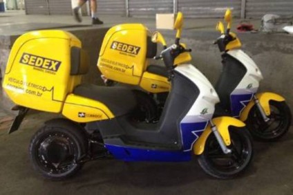 Correios testam motos elétricas na entrega de encomendas