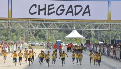 Corrida do Reizinho reúne seis mil crianças em Cuiabá