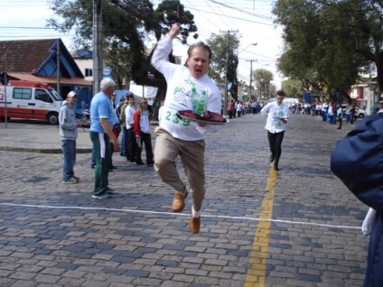 98FM é a rádio oficial da tradicional Corrida dos Garçons 