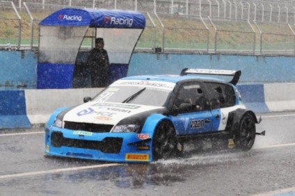 Dilúvio em Cascavel marca a etapa da Sprint Race