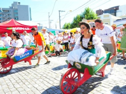 Olimpíada do Colono é atração da Festa da Uva em Caxias