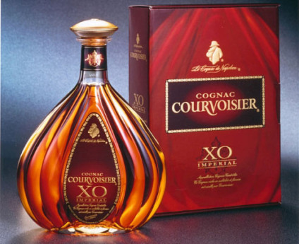 Conhaque Courvoisier lança concurso de ponche